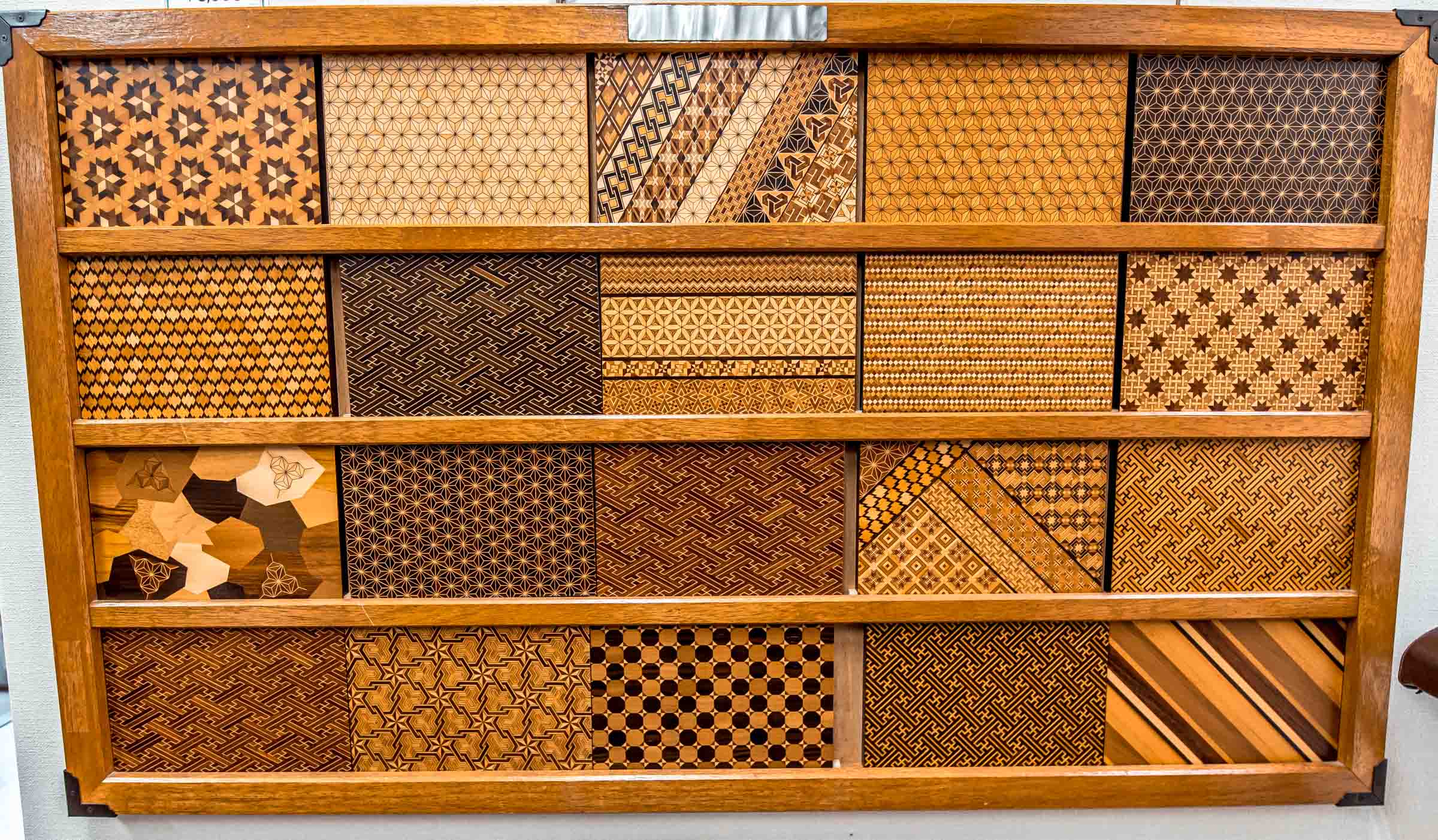 Hamamatsu-Ya Wood Workshop - Hakone, Japan