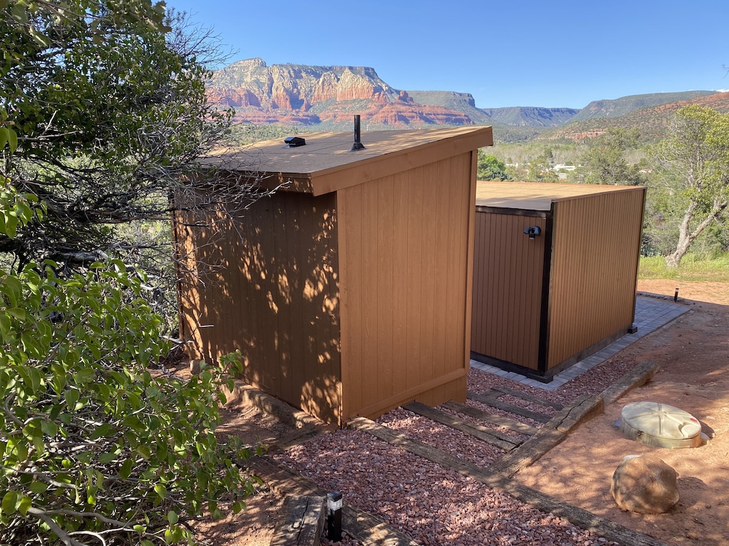 sedona glamping cabin views