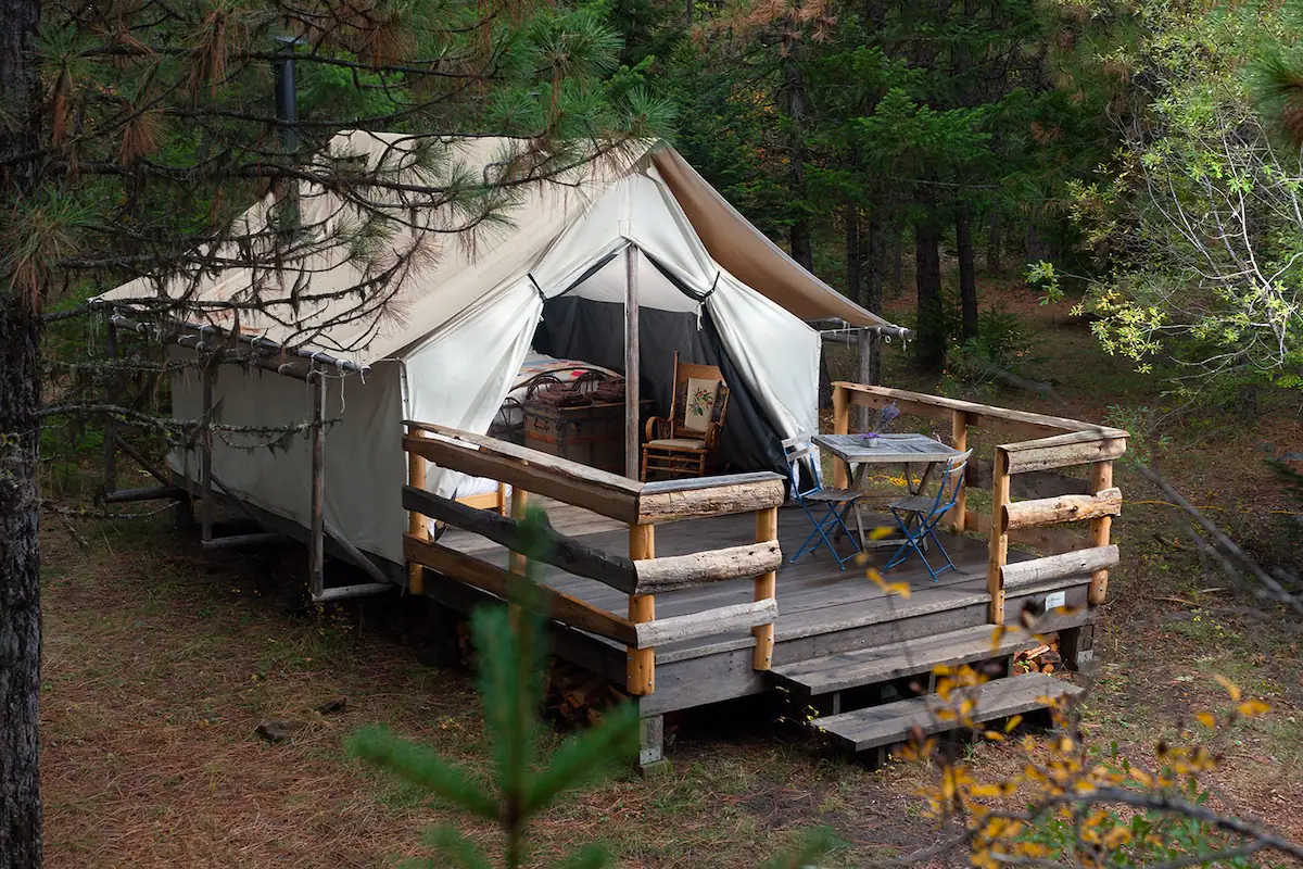 WWR Redwing 4 Person Wall Tent - Glamping in Oregon