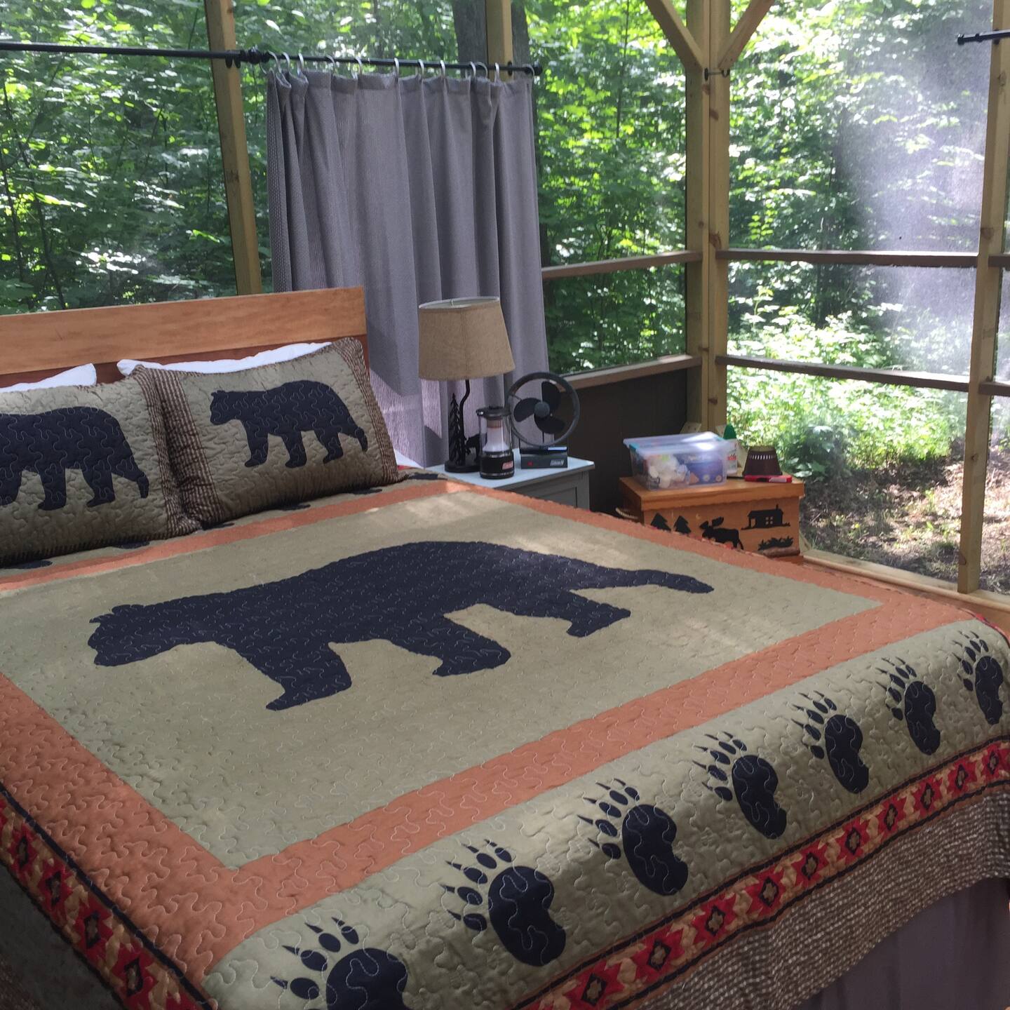 Woodland North Glamping in Michigan