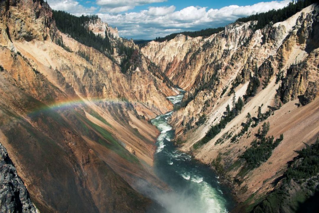 Picturesque valley in Yellowstone National Park