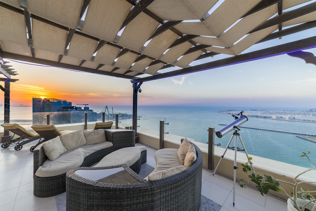 dubai luxury penthouse sea view