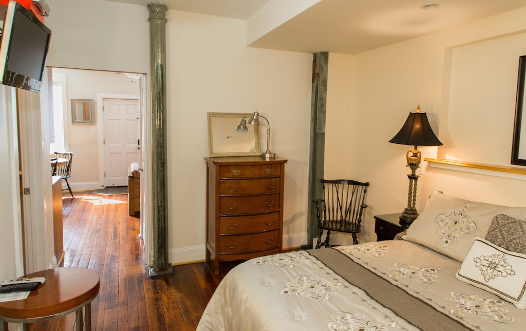 baltimore maryland couples romantic luxury apartment