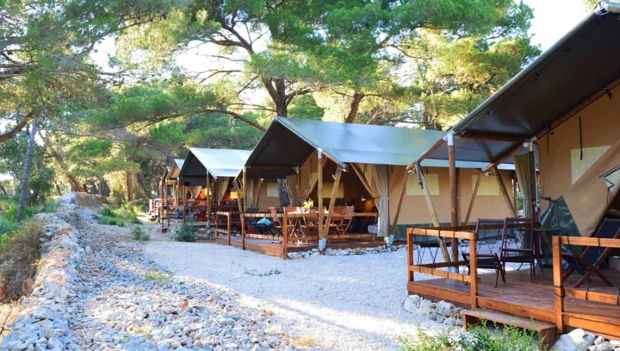 Losinj Glamping - Camp Čikat