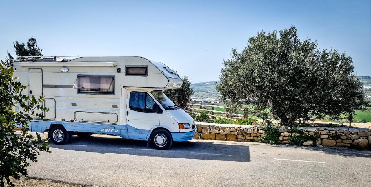 Sunkiss Camper Glamping in Malta