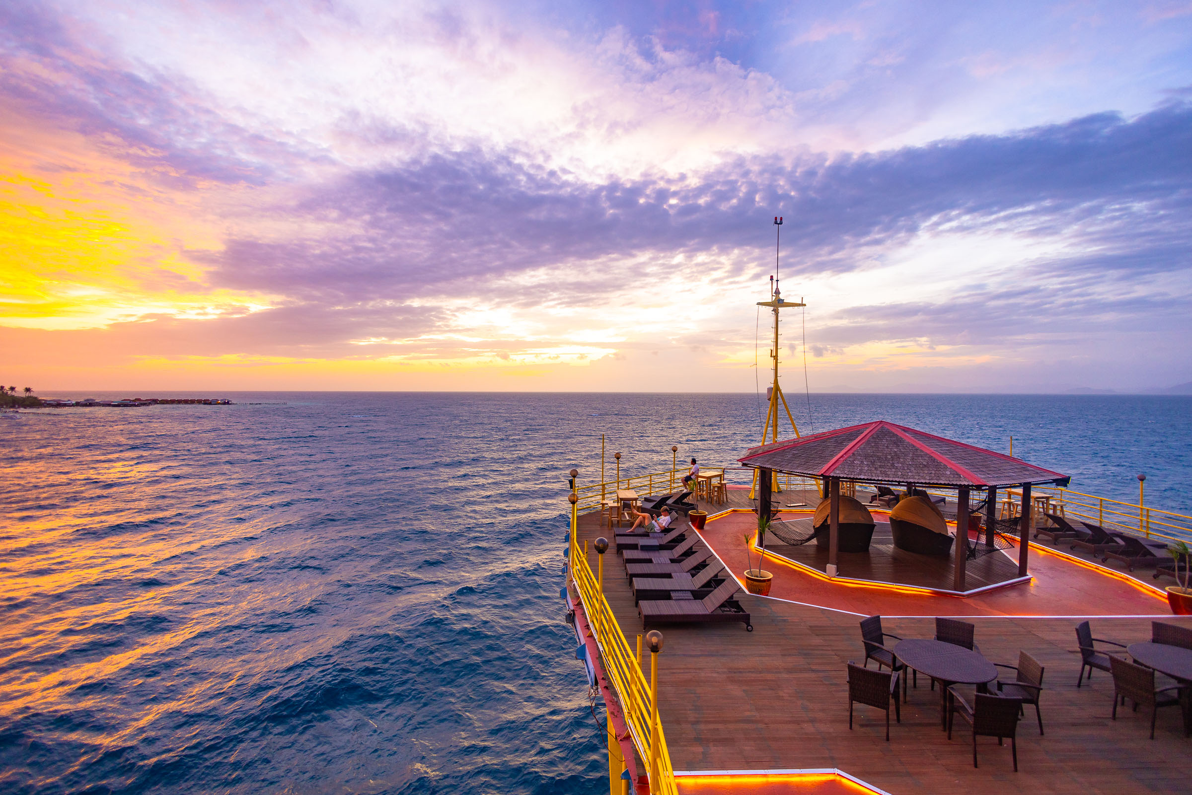 Seaventures Dive Rig